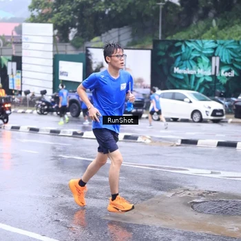 Runner Photo 7934028