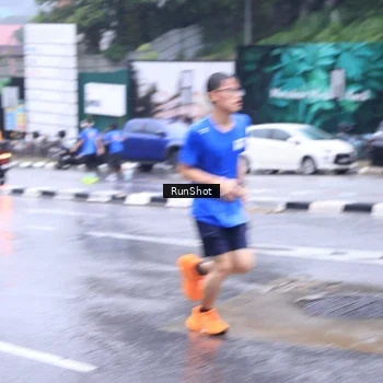 Runner Photo 7934030