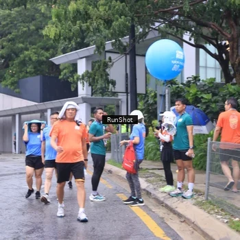 Runner Photo 7934051