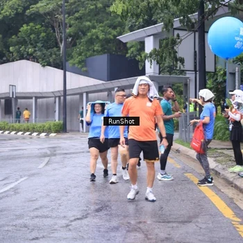 Runner Photo 7934053