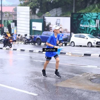 Runner Photo 7934071