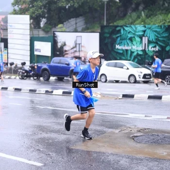 Runner Photo 7934077