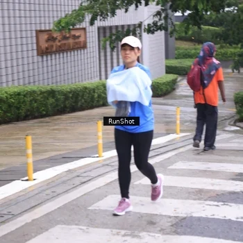 Runner Photo 7934078