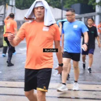 Runner Photo 7934089