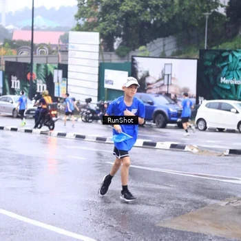 Runner Photo 7934091