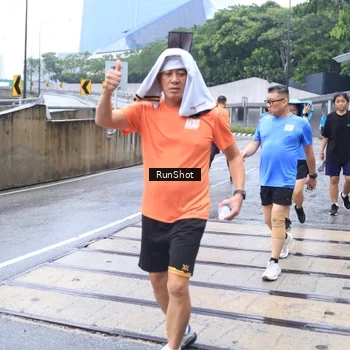Runner Photo 7934099