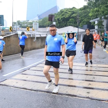 Runner Photo 7934112