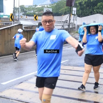 Runner Photo 7934119