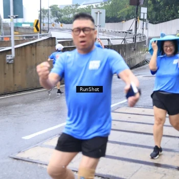 Runner Photo 7934124