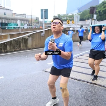 Runner Photo 7934126