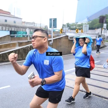 Runner Photo 7934136