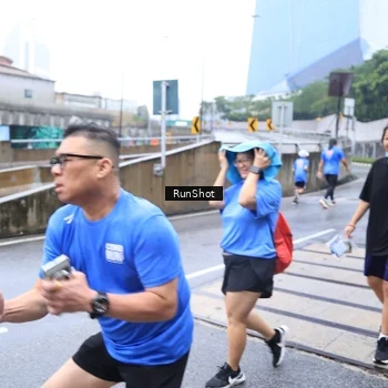 Runner Photo 7934139