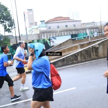 Runner Photo 7934158