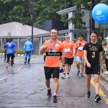Runner Photo 7934165