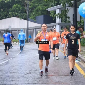 Runner Photo 7934166