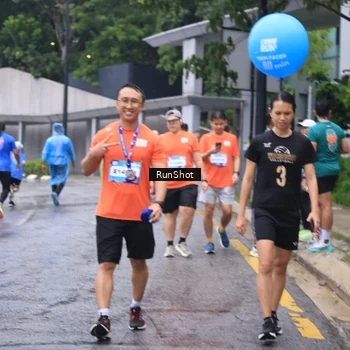 Runner Photo 7934170