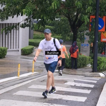 Runner Photo 7934180