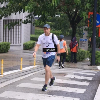 Runner Photo 7934181