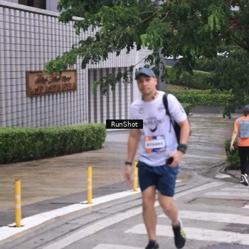 Runner Photo 7934193