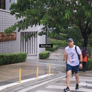 Runner Photo 7934194