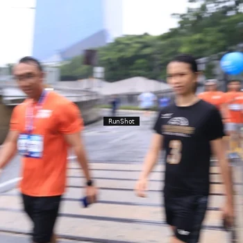 Runner Photo 7934198