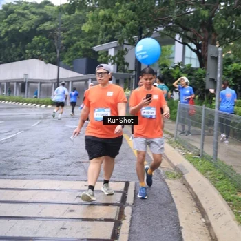 Runner Photo 7934213