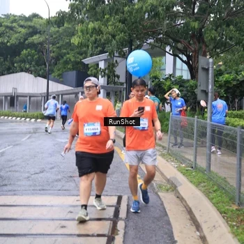 Runner Photo 7934217