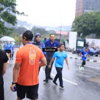 Runner Photo 7934221