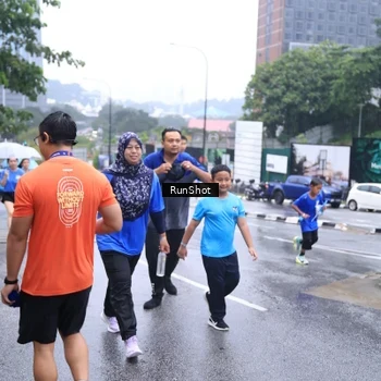 Runner Photo 7934224