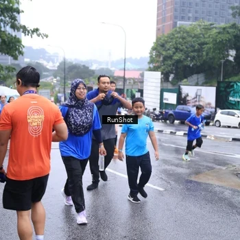 Runner Photo 7934226