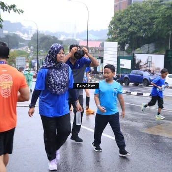 Runner Photo 7934239