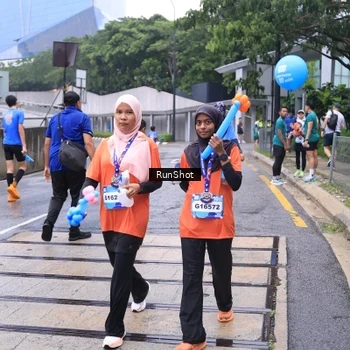 Runner Photo 7934246
