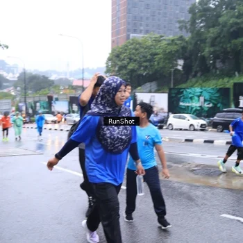 Runner Photo 7934262
