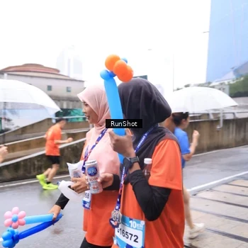 Runner Photo 7934266