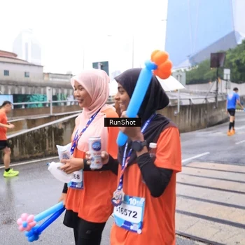 Runner Photo 7934267