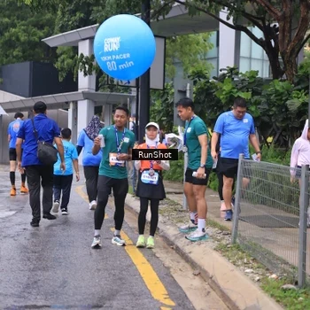 Runner Photo 7934269