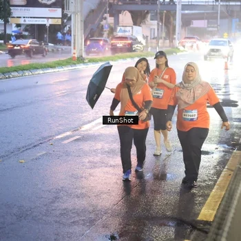 Runner Photo 7934284