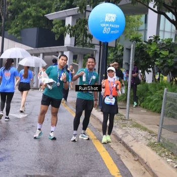 Runner Photo 7934288