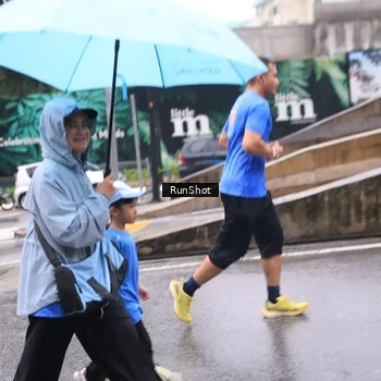 Runner Photo 7934295