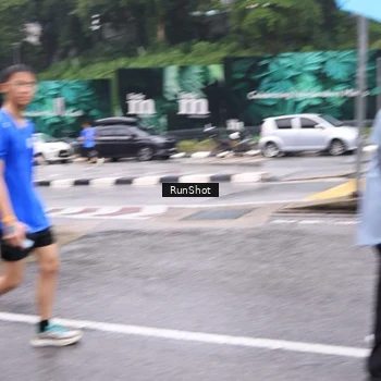 Runner Photo 7934299
