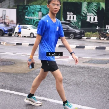 Runner Photo 7934303