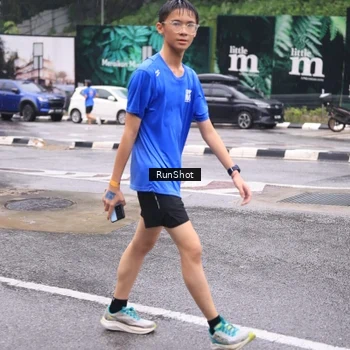 Runner Photo 7934304