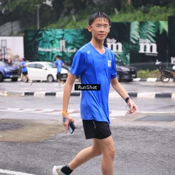 Runner Photo 7934305