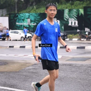Runner Photo 7934306