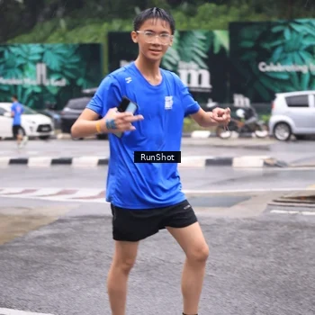 Runner Photo 7934307