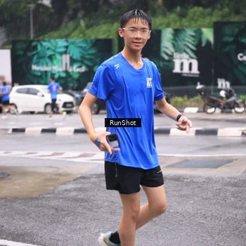 Runner Photo 7934308