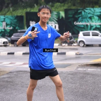 Runner Photo 7934309