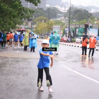 Runner Photo 7934318