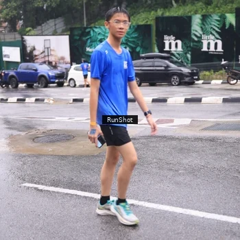 Runner Photo 7934337