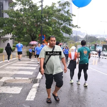 Runner Photo 7934339